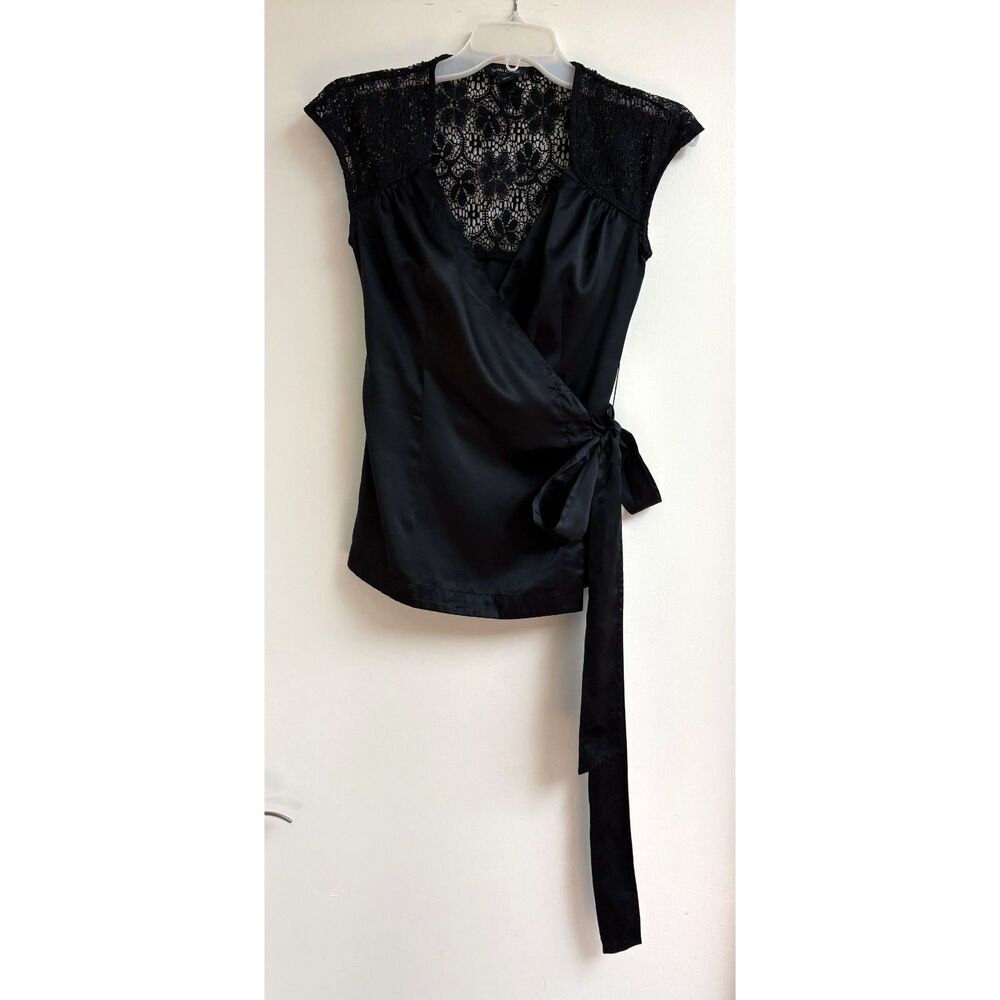 Banana Republic Black Satin Wrap Blouse Lace Back Vintage 2010 Holiday Top XS - Picture 9 of 9